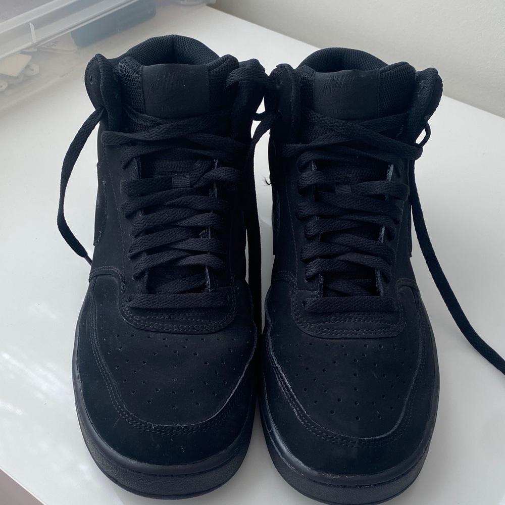 Nike Men's Black High-Top Sneakers
